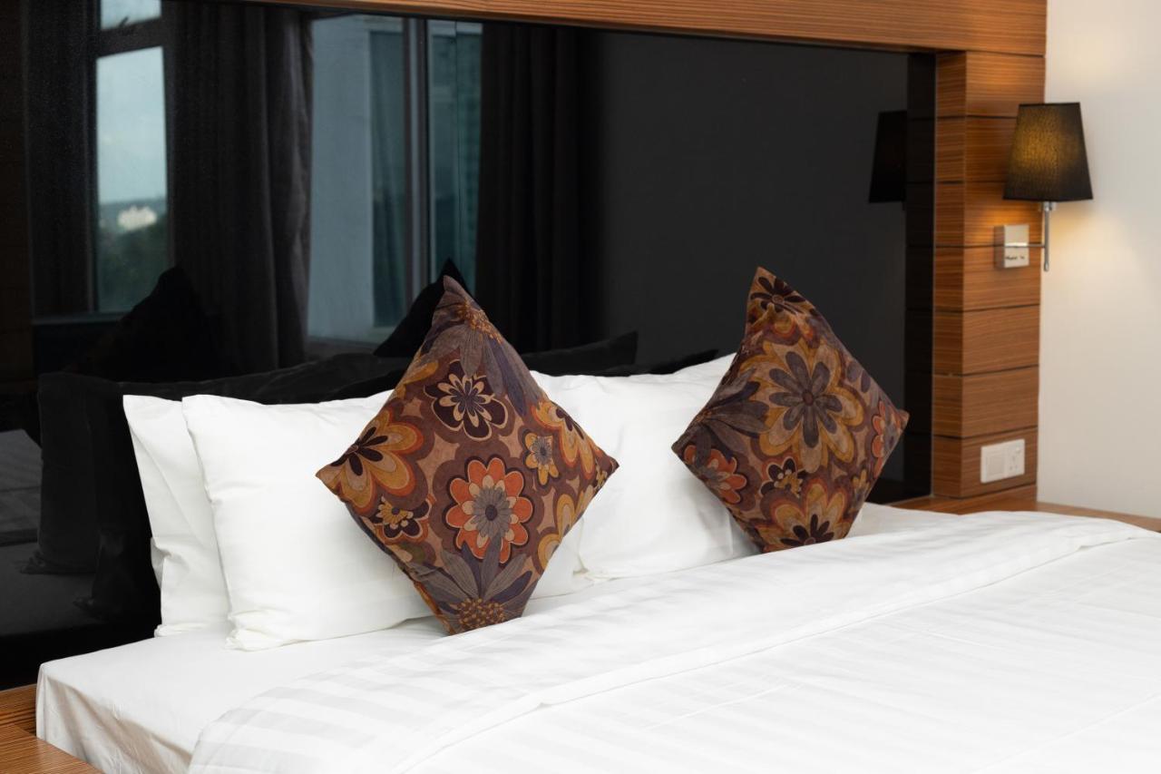 Dua Sentral Residence Near Kl Sentral By Cobnb Kuala Lumpur Bagian luar foto